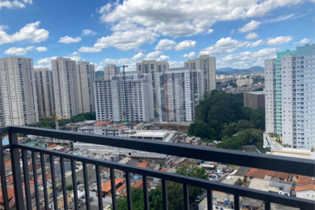 Apartamento à venda com 2 quartos, sendo 1 suíte,  em Jardim Flor da Montanha, Guarulhos, SP
