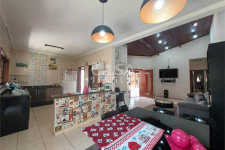 Casa Térrea à venda com 3 quartos, sendo 1 suíte, em Jardim Bandeirantes, Sorocaba, SP
