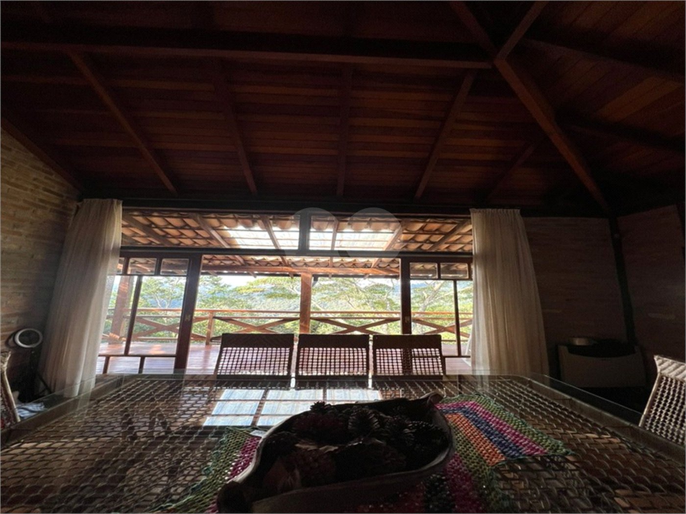 Casa à venda com 3 quartos, sendo 1 suíte,  no condomínio Alpes da Cantareira, Mairiporã - SP