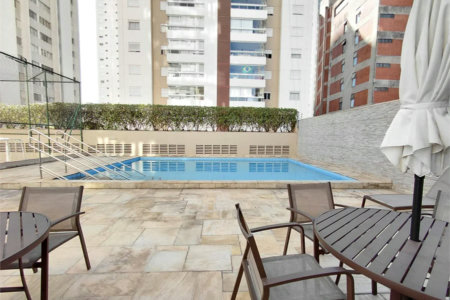 Apartamento à venda com 3 quartos, sendo 1 suíte,  em Vila Romana, São Paulo, SP