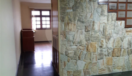 Sobrado à venda com 3 quartos, sendo 1 suíte,  em Vila Tibagi, Guarulhos, SP