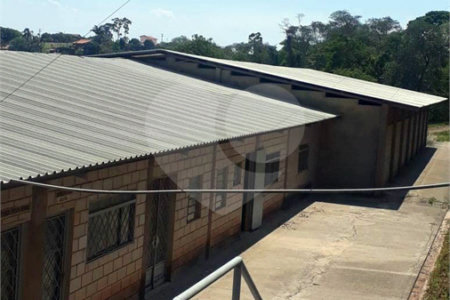 Galpão à venda ou para alugar em Dona Catarina, Mairinque, SP