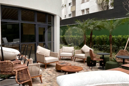 Apartamento à venda com 2 suítes em Campo Belo, São Paulo, SP