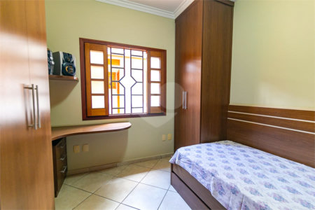 Casa à venda com 4 quartos, sendo 2 suítes, em Parque Residencial Presidente Médici, Itu, SP