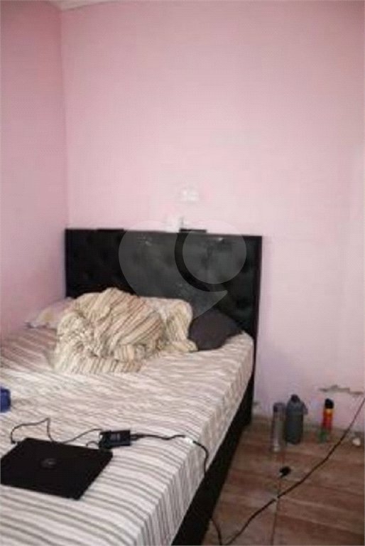 Casa à venda com 3 quartos, sendo 1 suíte,  em Vila Nova Carolina, São Paulo, SP