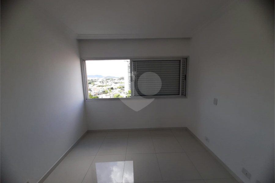 Apartamento à venda com 3 quartos, sendo 1 suíte, em Santana, São Paulo, SP
