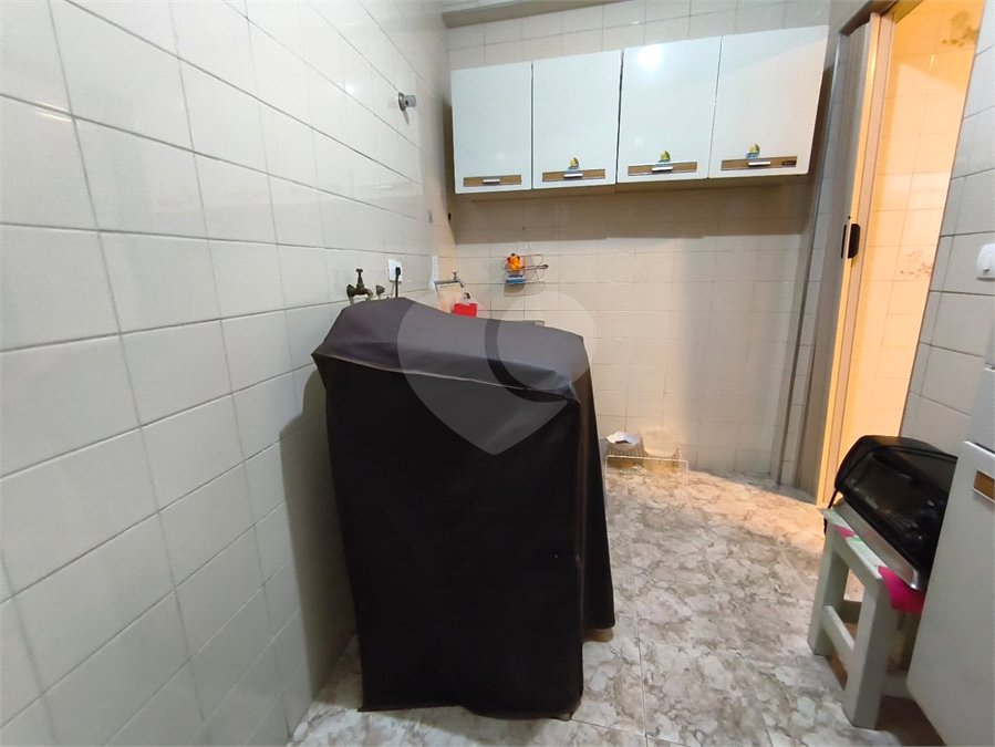 Sobrado à venda com 3 quartos no Brasilândia, São Paulo, SP