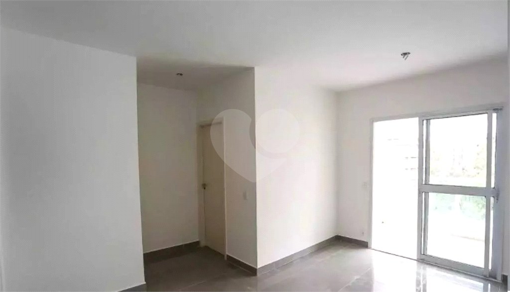 Apartamento para alugar com 2 suítes em Jardim Ampliação, São Paulo, SP