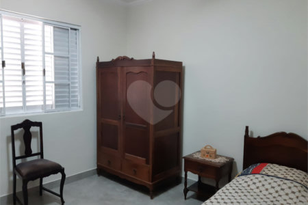 CASA A VENDA NO BAIRRO JARDIM ALVORADA COM 3 DORMITORIOS, 1 SUITE, 3 VAGAS, METRAGEM 250M², Sjc
