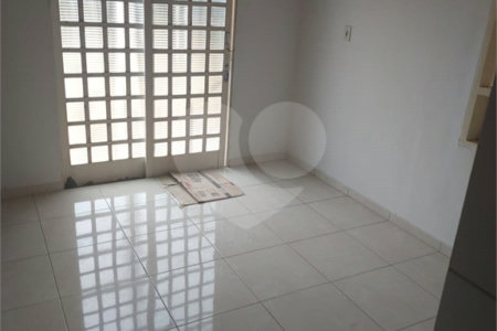 Casa à venda com 2 quartos em Parque Manchester, Sorocaba, SP