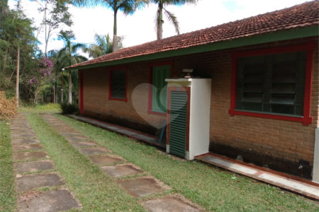 Sítio à venda com 5 suítes em Botujuru, Mogi das Cruzes, SP