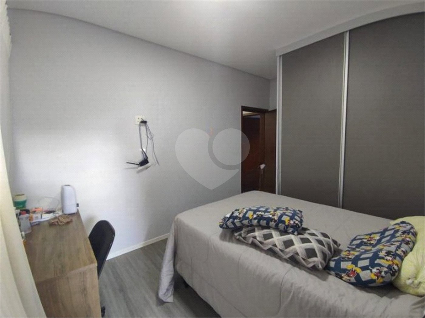 Casa térrea para venda no Condomínio Damha III
