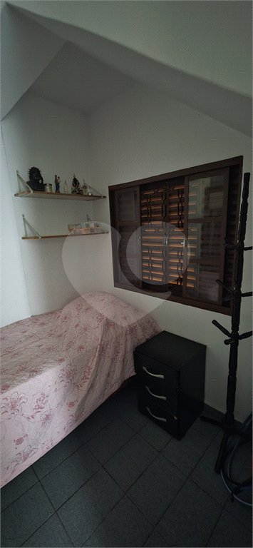 Sobrado à venda com 3 quartos em Santa Terezinha, São Paulo, SP