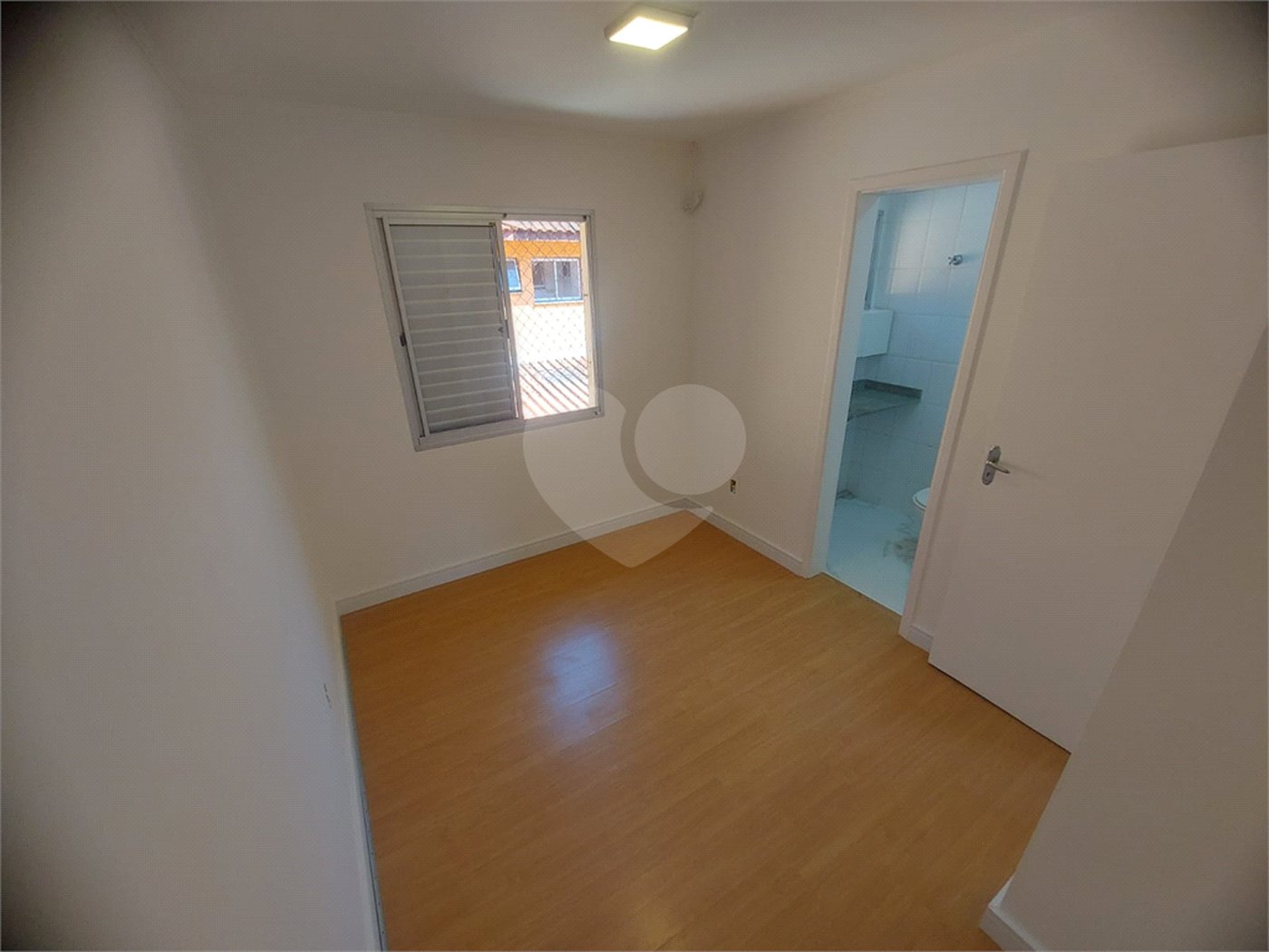Casa à venda com 2 quartos, sendo 1 suíte,  em Jardim Torino, Cotia, SP
