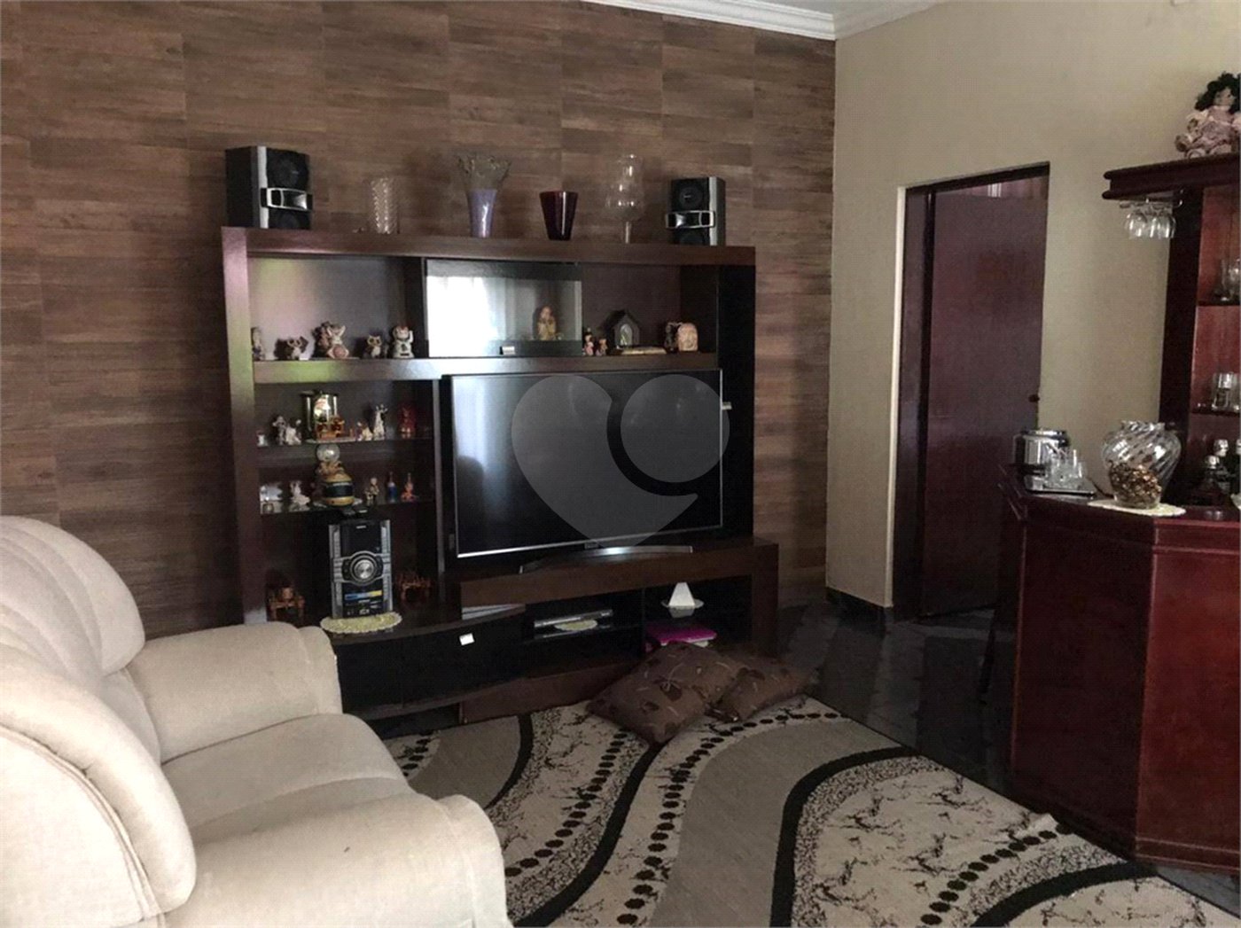 Casa à venda com 3 quartos, sendo 1 suíte, em Cidade Kemel, Poá, SP