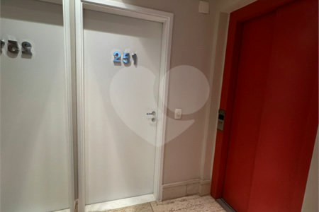 Apartamento à venda com 3 quartos, sendo 1 suíte, em Brooklin Paulista, São Paulo, SP