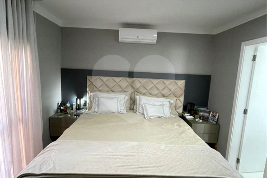 Apartamento à venda com 4 quartos, sendo 3 suítes,  em Santana, São Paulo, SP