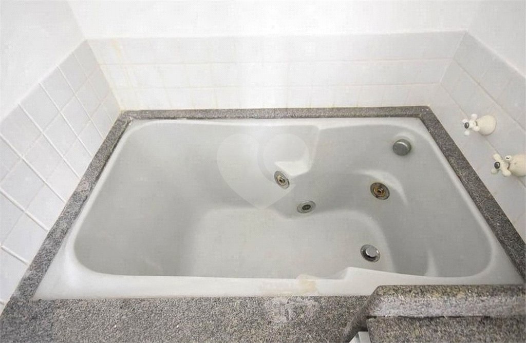 Apartamento à venda com 1 quarto em Paraíso do Morumbi, São Paulo, SP