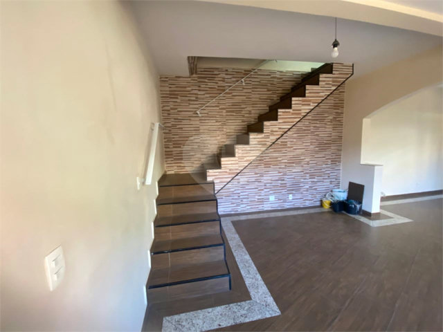 Casa à venda com 3 quartos, sendo 1 suíte,  em Santana, São Paulo, SP