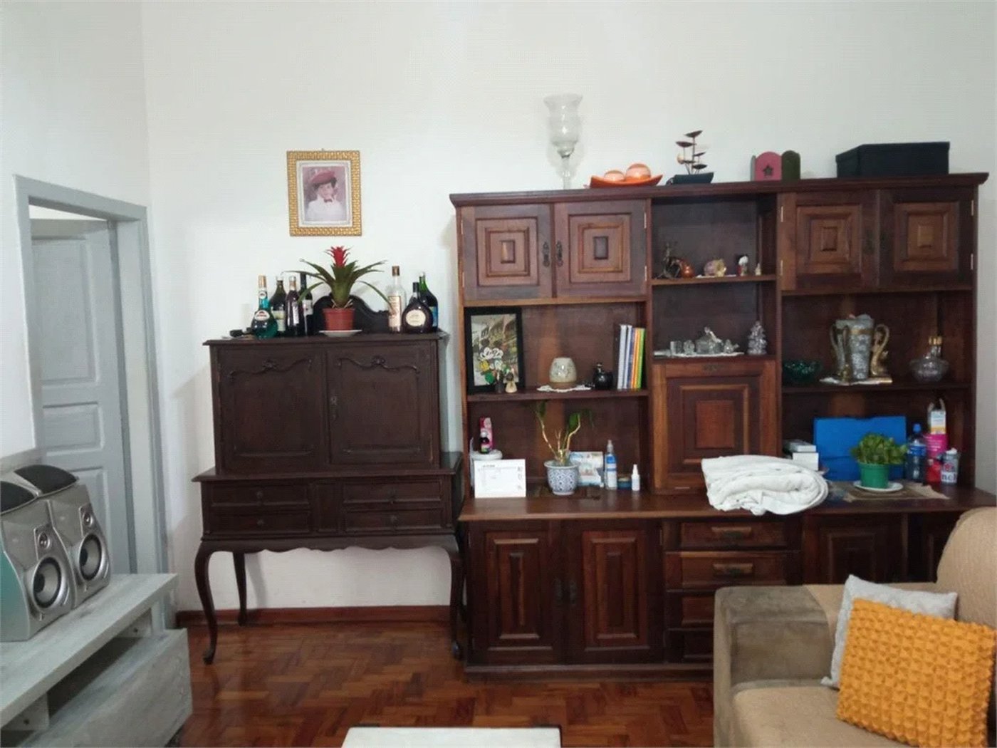 Casa à venda com 6 quartos em Vila Ipojuca, São Paulo, SP