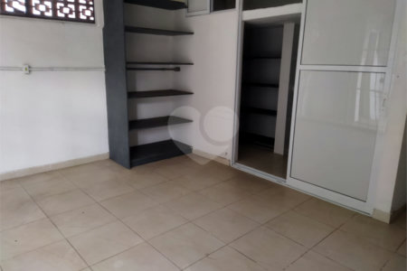 Sobrado á venda - Vila Guarani