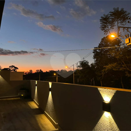 Casa à venda com 3 quartos, sendo 1 suíte, no condomínio Jardim Laguna, Indaiatuba - SP