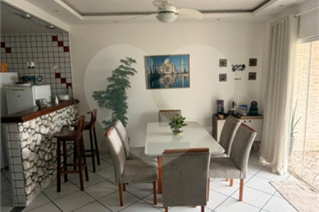 Casa em condomínio à venda com 4 quartos, sendo 2 suítes, em Monte Alto, Arraial do Cabo, RJ