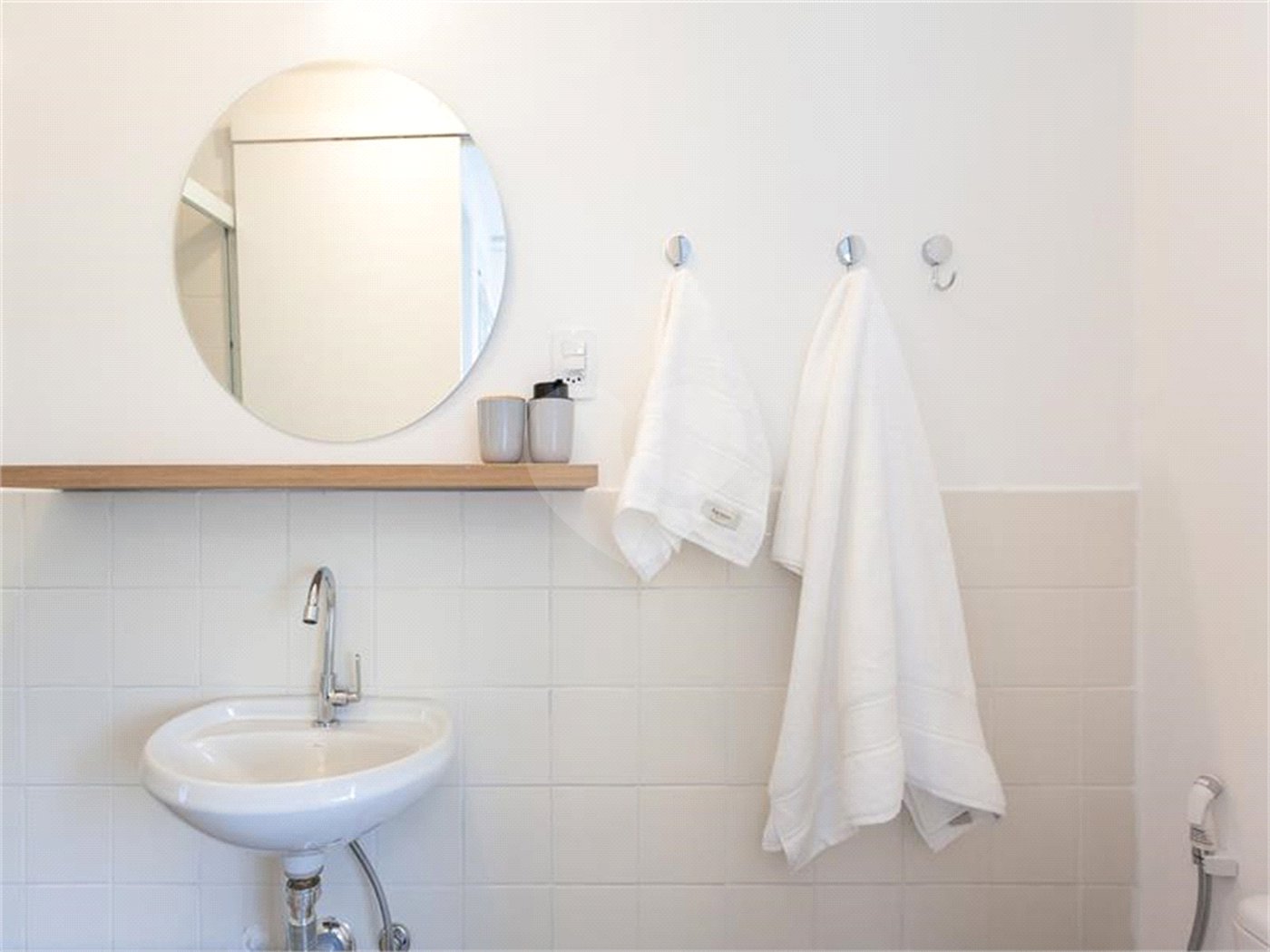 Apartamento à venda com 4 quartos, sendo 1 suíte, em Vila Olímpia, São Paulo, SP