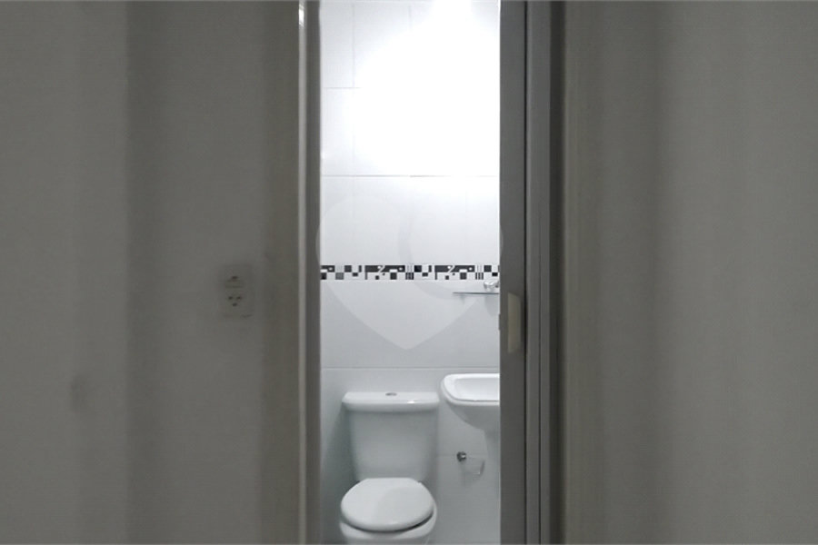 Casa à venda com 4 quartos, sendo 1 suíte, em Jardim Japão, São Paulo, SP