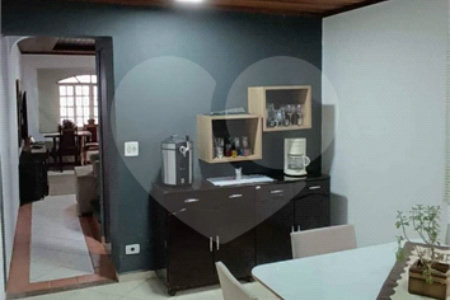 Sobrado à venda com 2 quartos, sendo 1 suíte, em Jardim Monte Cristo, Suzano, SP