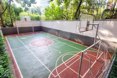 Apartamento à venda com 3 quartos, sendo 1 suíte,  em Vila Andrade, São Paulo, SP