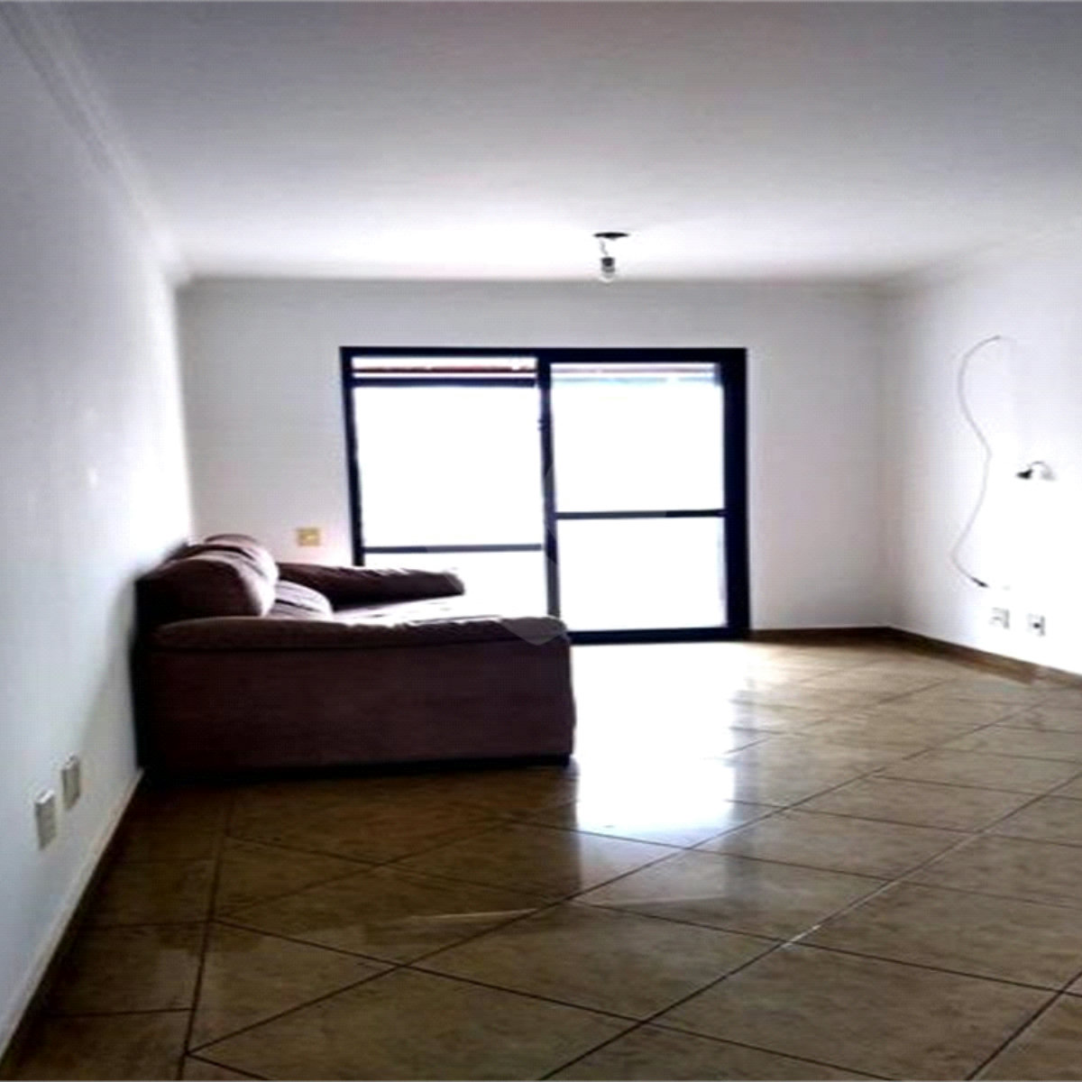 Apartamento à venda com 2 quartos, sendo 1 suíte, em Moema, São Paulo, SP