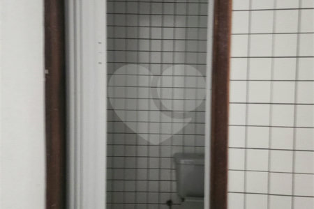 Sobrado à venda com 3 quartos, sendo 1 suíte, em Vila Paulicéia, São Paulo, SP