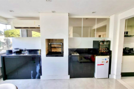 Apartamento à venda com 3 suítes em Vila Romana, São Paulo, SP