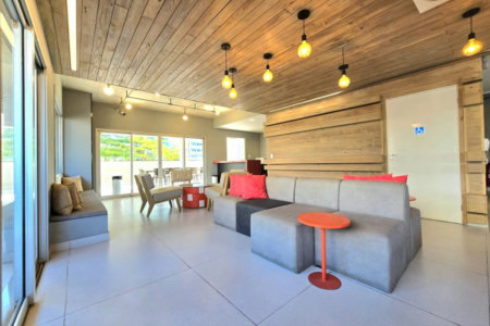 Apartamento com 2 dormitórios à venda, 74 m² por R$ 1.010.000,00 - Embaré - Santos/SP