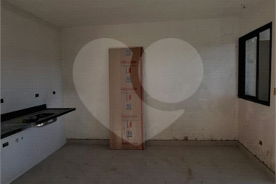 Apartamento à venda com 2 quartos, sendo 1 suíte,  em Vila Constança, São Paulo, SP