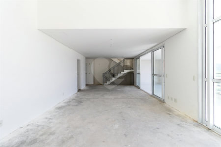 Triplex à venda com 4 suítes em Anhangabaú, Jundiaí, SP