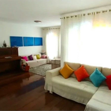 Casa à venda com 3 quartos, sendo 1 suíte, em Jardim Ester Yolanda, São Paulo, SP