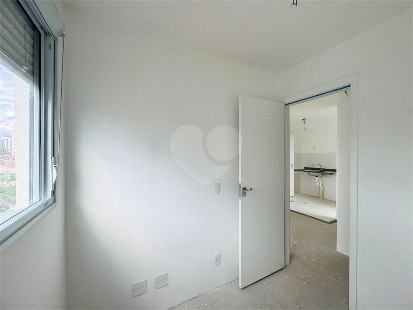 Apartamento à venda com 2 quartos, sendo 1 suíte, em Vila Galvão, Guarulhos, SP