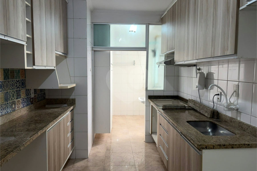 Apartamento à venda com 2 quartos, sendo 1 suíte,  em Vila Galvão, Guarulhos, SP