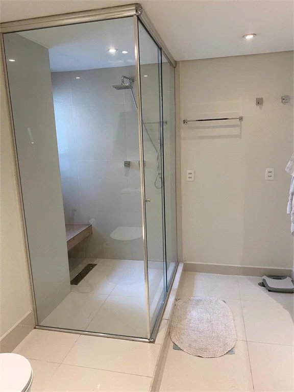 Apartamento à venda com 3 quartos, sendo 2 suítes, em Brooklin Paulista, São Paulo, SP