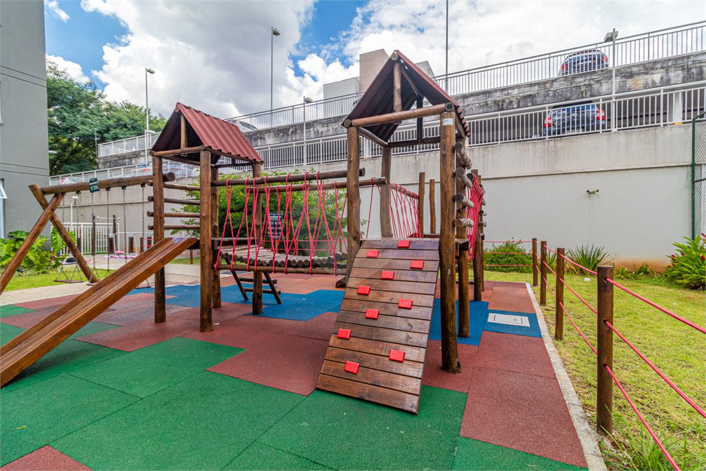 Apartamento à venda com 3 quartos, sendo 1 suíte, em Campo Grande, São Paulo, SP