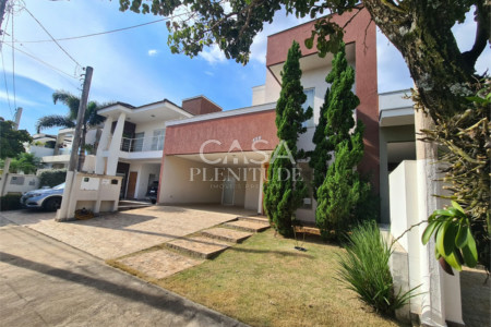 Casa em condomínio à venda com 3 suítes, em Iporanga, Sorocaba, SP
