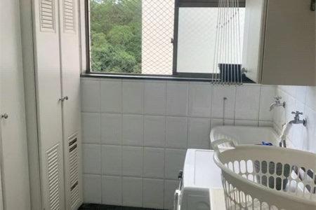 Apartamento à venda com 3 suítes em Vila Suzana, São Paulo, SP