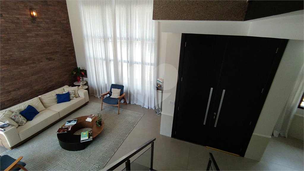 Casa à venda com 3 suítes no condomínio Reserva dos Vinhedos, Louveira - SP