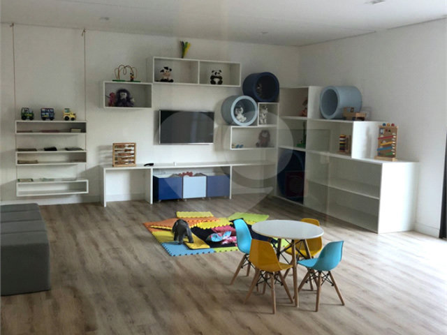 Apartamento à venda com 2 quartos, sendo 1 suíte,  em Mirandópolis, São Paulo, SP