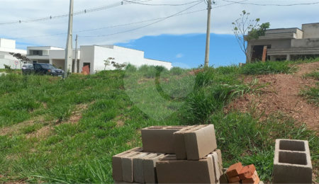 Terreno à venda em Residencial Jatobás, Louveira, SP