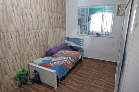 Casa à venda com 3 quartos no condomínio Não Tem Nome, Rio de Janeiro - RJ