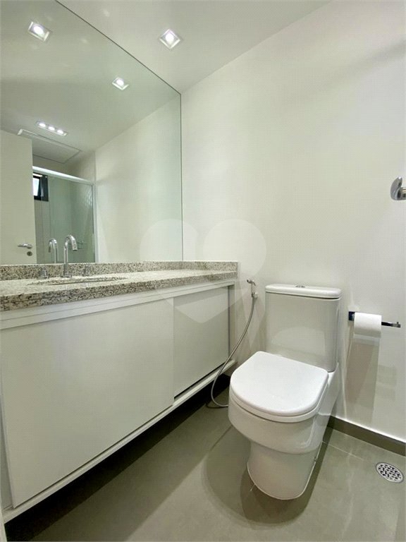 Apartamento para alugar com 3 quartos, sendo 2 suítes,  em Vila Olímpia, São Paulo, SP