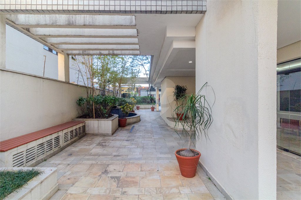 Apartamento à venda com 4 quartos, sendo 2 suítes, em Vila Hamburguesa, São Paulo, SP